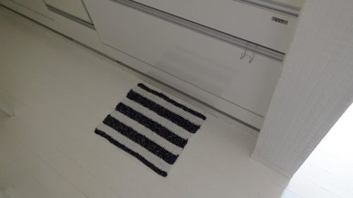 ゼロ・ウェイストに近づくために・・・古いシーツを断捨離→裂き編みで新たに生まれ変わらせる