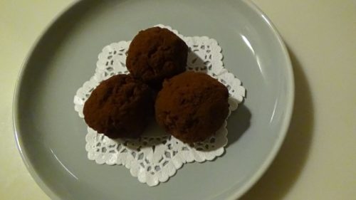 【おやつ】梅酒の梅のジャム以外の再利用方♪チョコ梅ボール作り