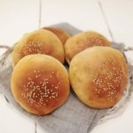 昔懐かしい味にホッとするオヤツ♪あんぱんを作る