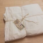 簡単に安くカーテンを作りたい!!無印良品の「掛けふとんカバー」でメジャー不要のカーテンを作ってみました。